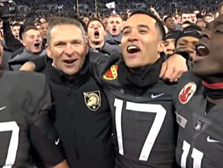 Army celebrates win over Navy in 2016